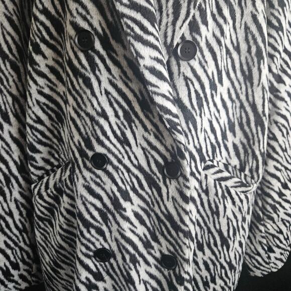 Fashion Nova Wild Behavior Zebra Wool Trench Coat XL NWT Animal Print - Picture 5 of 13